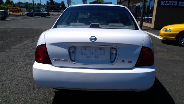 Nissan Sentra 2005 photo 4