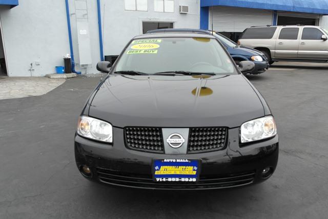 Nissan Sentra 2006 photo 1