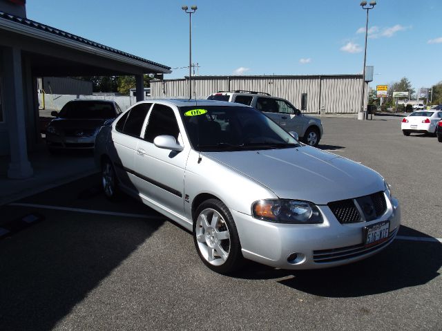 Nissan Sentra 4 DR. Cloth Sedan