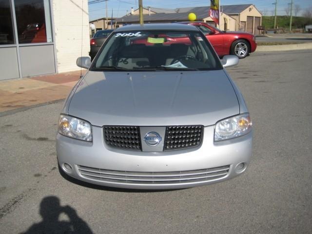 Nissan Sentra 2006 photo 2