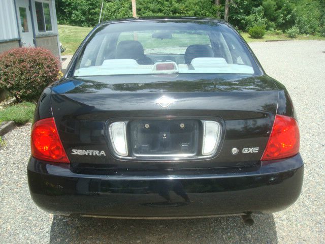 Nissan Sentra 2006 photo 2