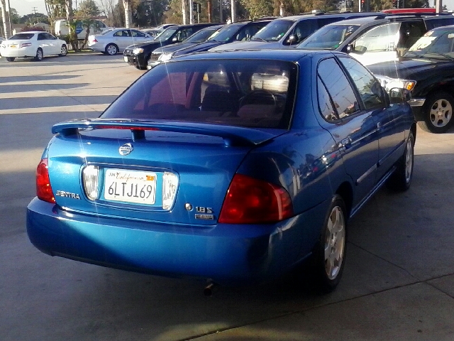 Nissan Sentra 2006 photo 1