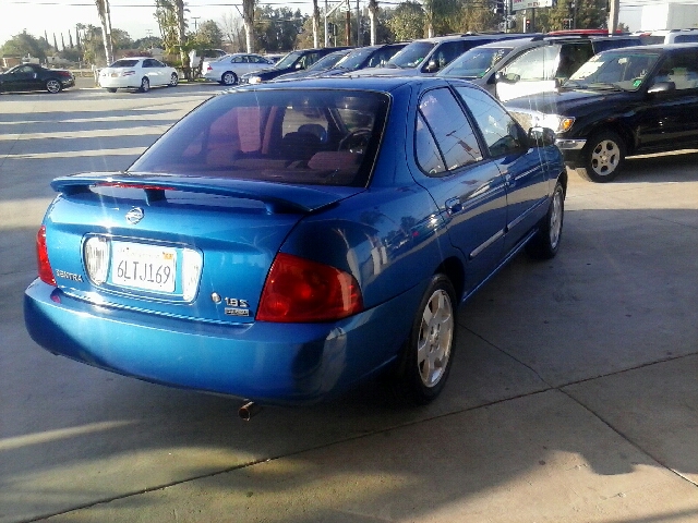 Nissan Sentra 2006 photo 2