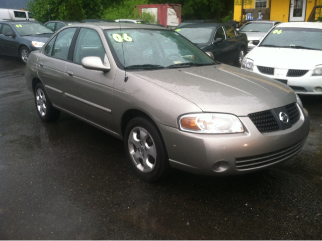 Nissan Sentra 2006 photo 11