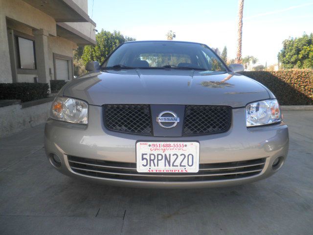 Nissan Sentra 2006 photo 1