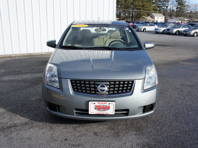 Nissan Sentra 2007 photo 1