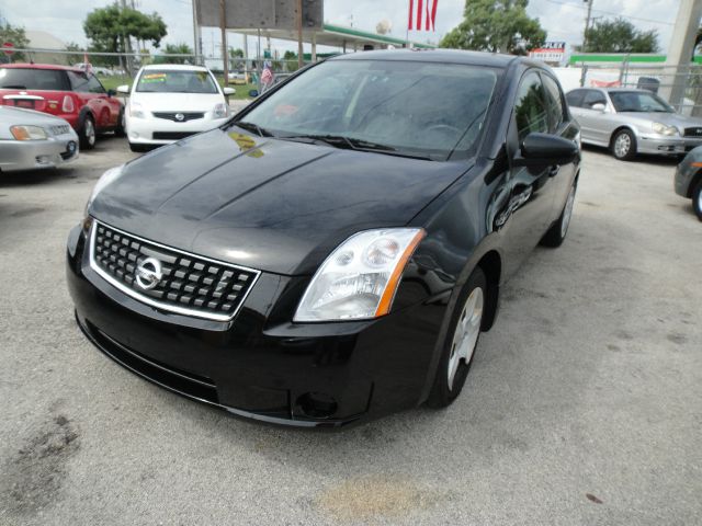 Nissan Sentra SLT Heavy DUTY Sedan