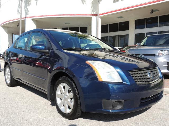 Nissan Sentra 2007 photo 2