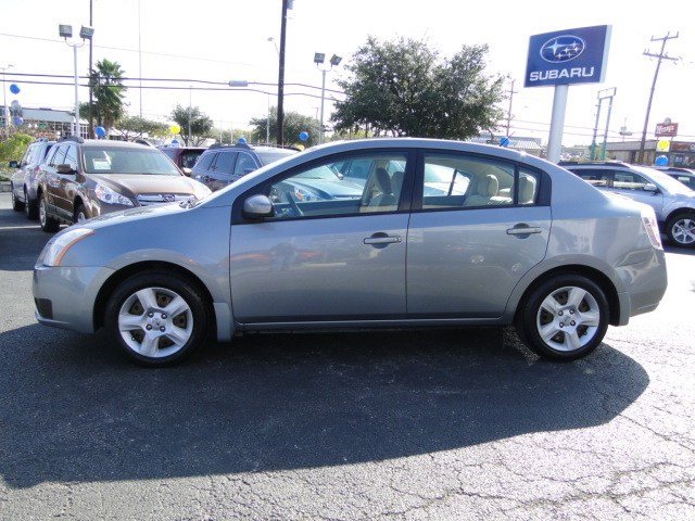 Nissan Sentra 2007 photo 2