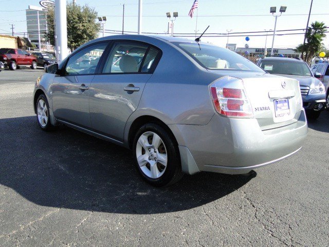 Nissan Sentra 2007 photo 3