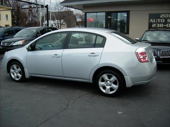 Nissan Sentra 2008 photo 2
