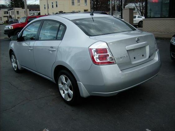 Nissan Sentra 2008 photo 4