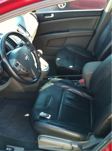 Nissan Sentra SLT Heavy DUTY Sedan