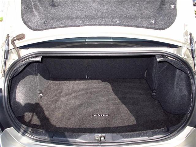 Nissan Sentra 2008 photo 4