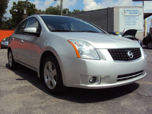 Nissan Sentra 4matic 4dr 3.5L AWD SUV Sedan