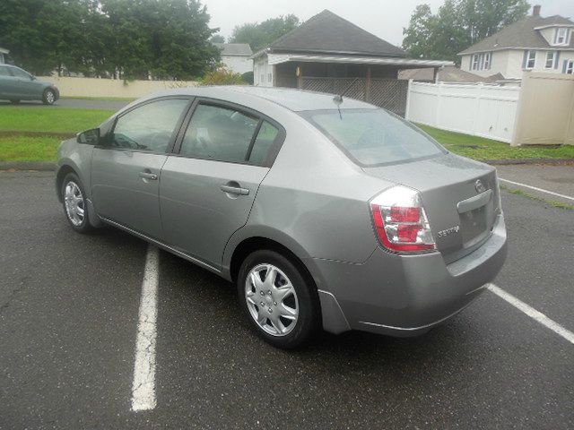 Nissan Sentra SLT Heavy DUTY Sedan