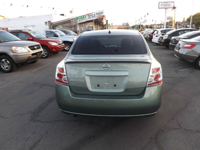 Nissan Sentra 2008 photo 4