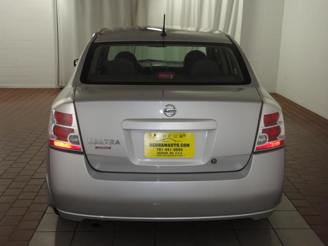 Nissan Sentra 2008 photo 17