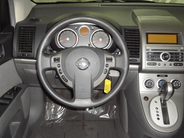 Nissan Sentra 2008 photo 2
