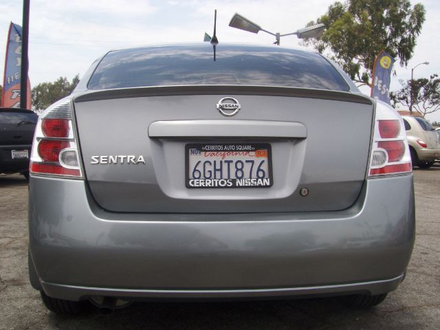 Nissan Sentra 2008 photo 0