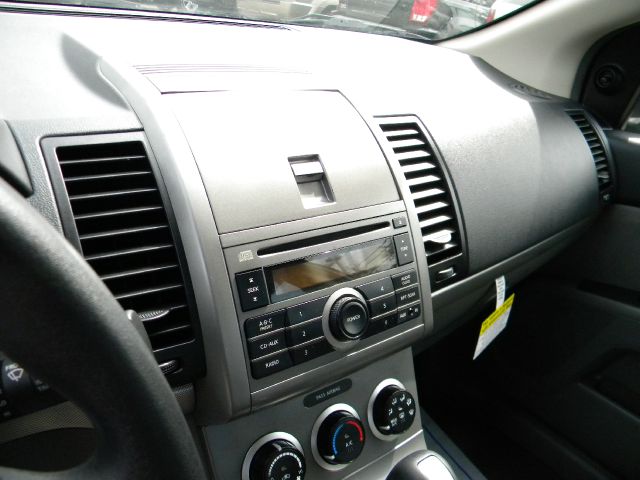 Nissan Sentra 2008 photo 10