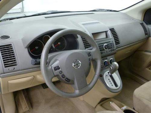 Nissan Sentra 2009 photo 2