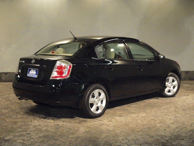 Nissan Sentra 2009 photo 3