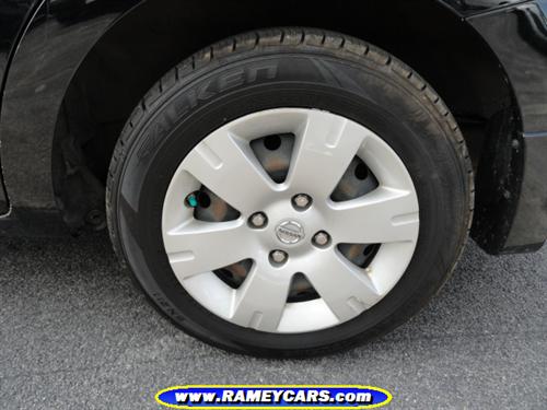 Nissan Sentra 2009 photo 2