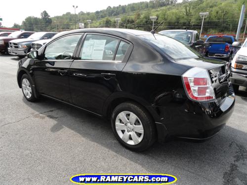 Nissan Sentra 2009 photo 3