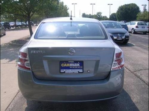 Nissan Sentra 2009 photo 2