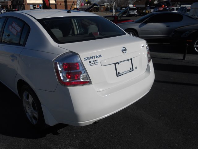 Nissan Sentra 2009 photo 1