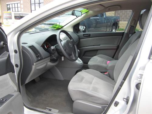 Nissan Sentra 2009 photo 1
