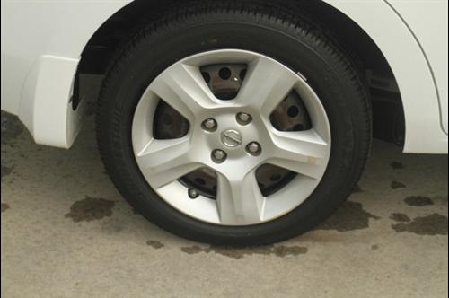 Nissan Sentra 2009 photo 4