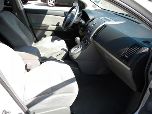 Nissan Sentra 2009 photo 3