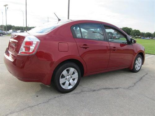 Nissan Sentra 2009 photo 2