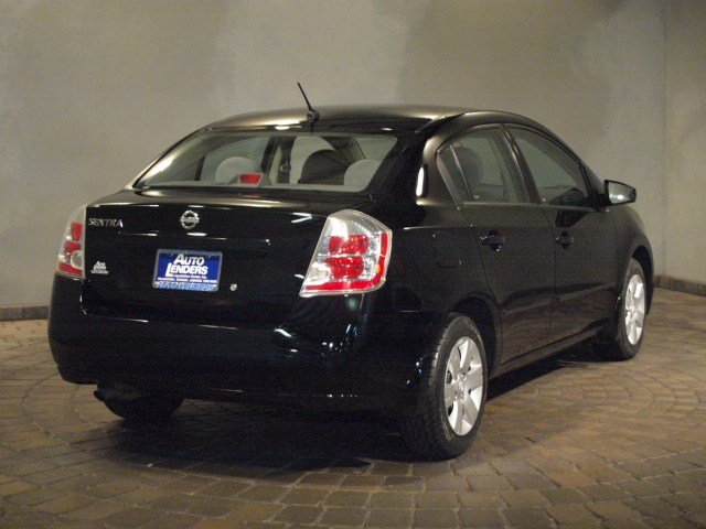 Nissan Sentra 2009 photo 4