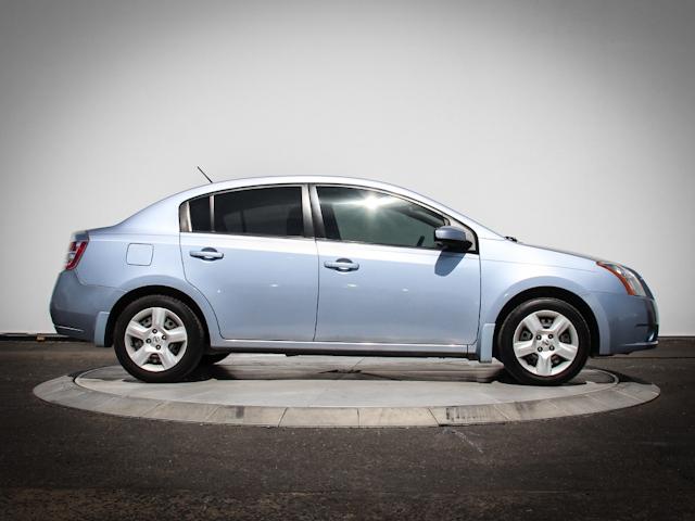 Nissan Sentra 2009 photo 2