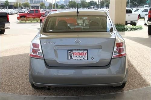 Nissan Sentra 2009 photo 2