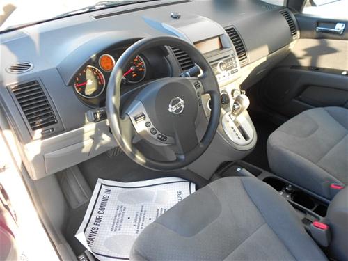 Nissan Sentra 2009 photo 1