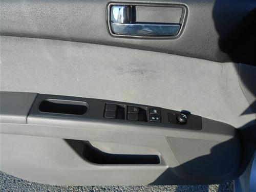 Nissan Sentra 2009 photo 2