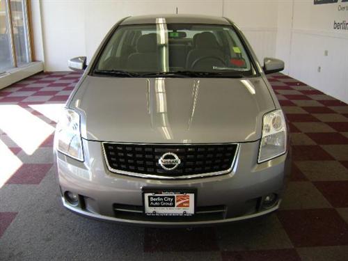 Nissan Sentra 2009 photo 2