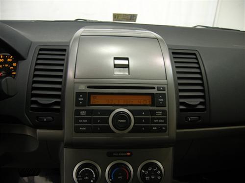 Nissan Sentra 2009 photo 4