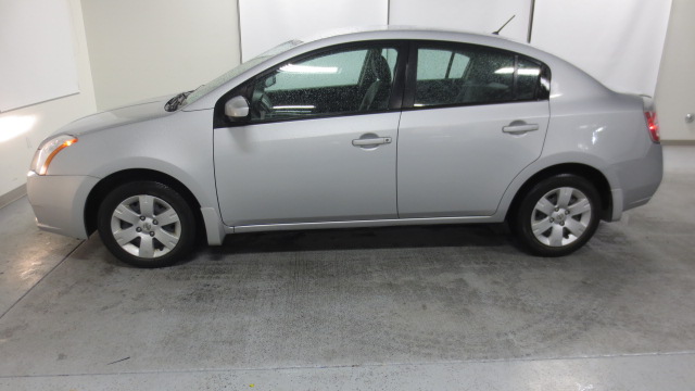 Nissan Sentra 2009 photo 1