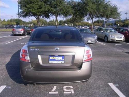 Nissan Sentra 2009 photo 1