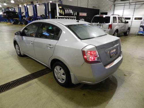 Nissan Sentra 2009 photo 3