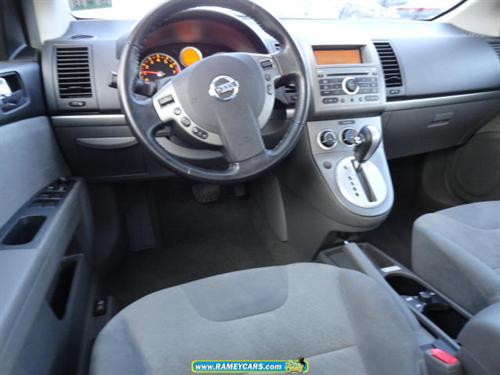 Nissan Sentra 2009 photo 2