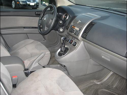 Nissan Sentra 2009 photo 1