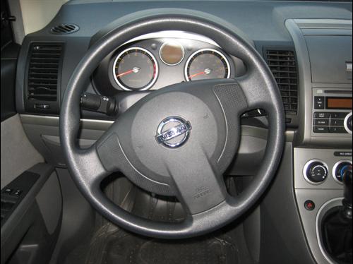Nissan Sentra 2009 photo 4