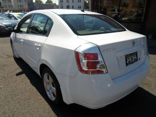 Nissan Sentra 2009 photo 3