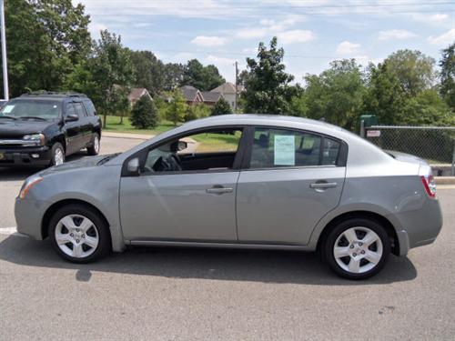 Nissan Sentra 2009 photo 1